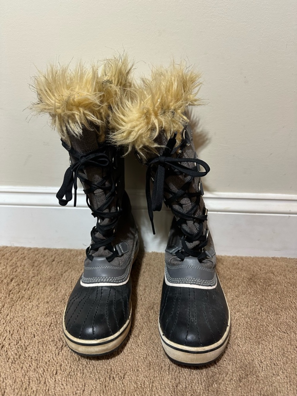 Sorel Womens Faux Fur Tall Tivoli Winter Snow Boots Size 8 Gray LL1864-035